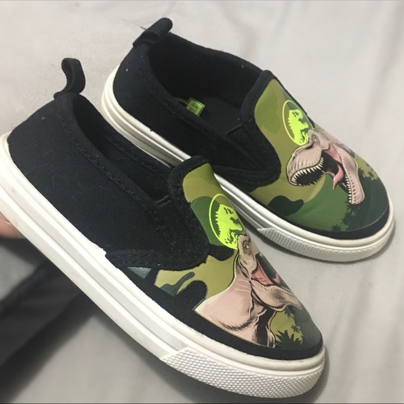 ❌❌SOLD❌❌ Jurassic World Canvas Shoes - Picture 1 of 2